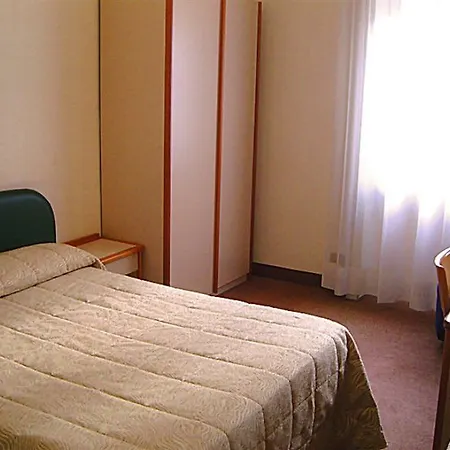 Scarlatti 4* Milánó