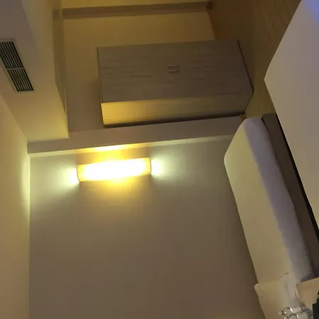 فندق موكينبا كريتسالو 3*