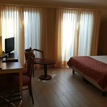 Hotell Scarlatti 4*